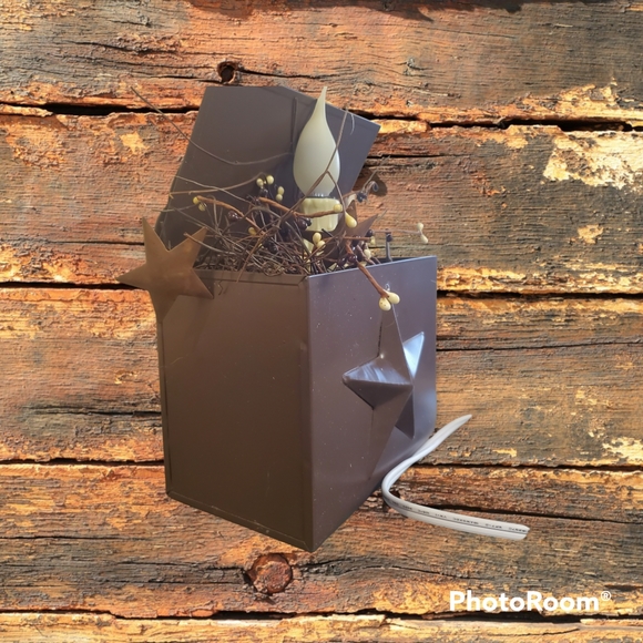 Primitive Farmhouse Decor Metal Electric Star Candle with hanging hook - Picture 9 of 15